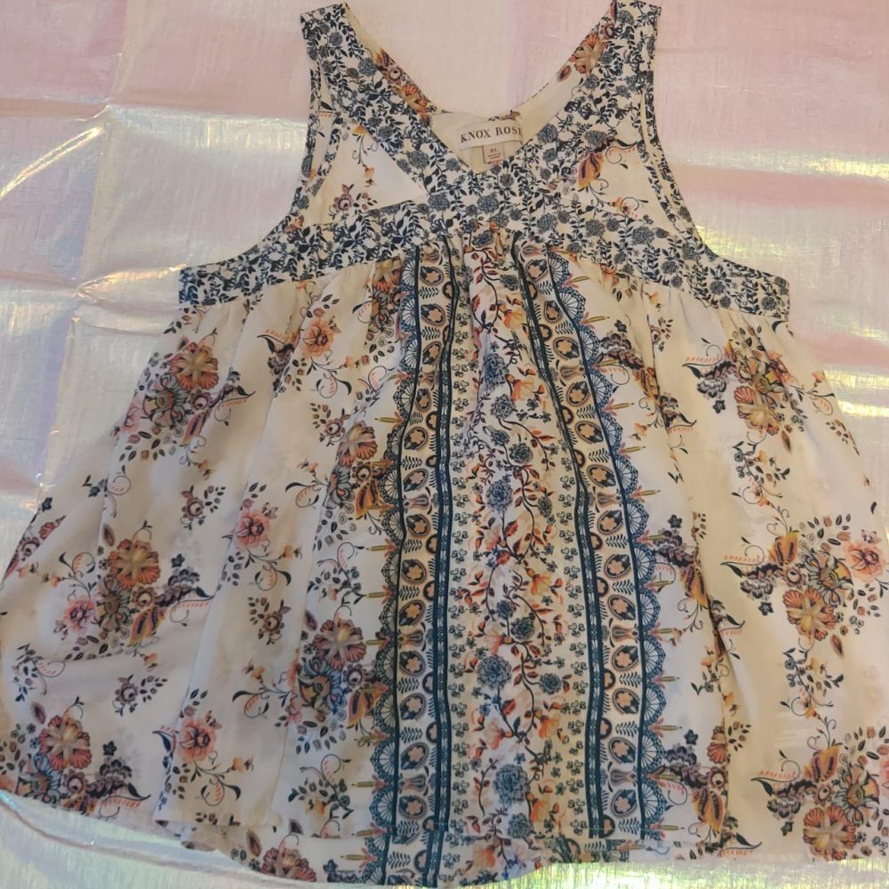Knox Rose babydoll style shirt